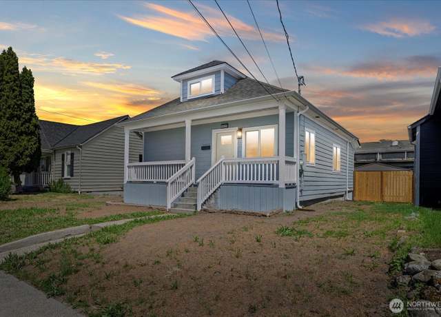Property at 1231 S Ferry St, Tacoma, WA 98405, 3 beds, 2 baths