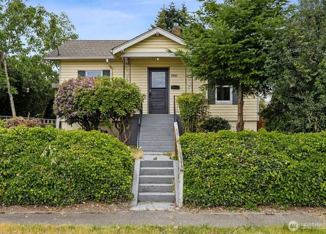 Property at 3586 E L St, Tacoma, WA 98404, 3 beds, 1 bath