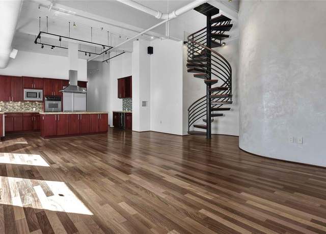 Property at 711 Main St Ph 1003, Houston, TX 77002, 2 beds, 2.5 baths