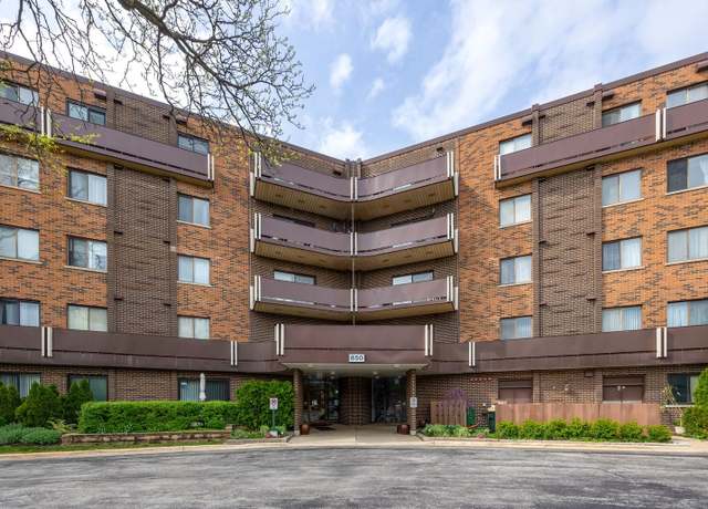 Property at 850 Wellington Ave #304, Elk Grove Village, IL 60007, 2 beds, 2 baths