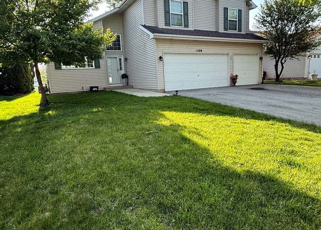 Property at 1208 Betty Dr, Plainfield, IL 60586, 3 beds, 2.5 baths