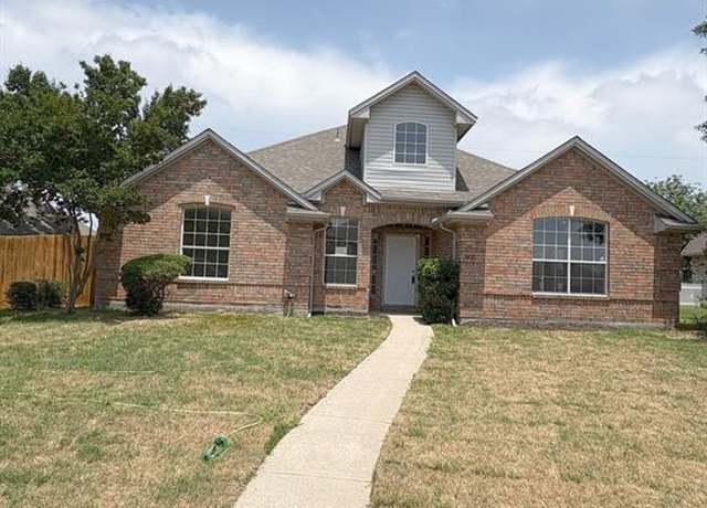Property at 5421 Palace Dr, Richardson, TX 75082, 4 beds, 2.5 baths
