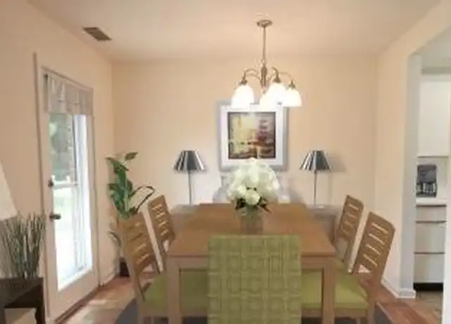 Property at 204 Independence Dr Unit 2LRG, Chestnut Hill, MA, 02467, 1 bed, 1 bath, [object Object]