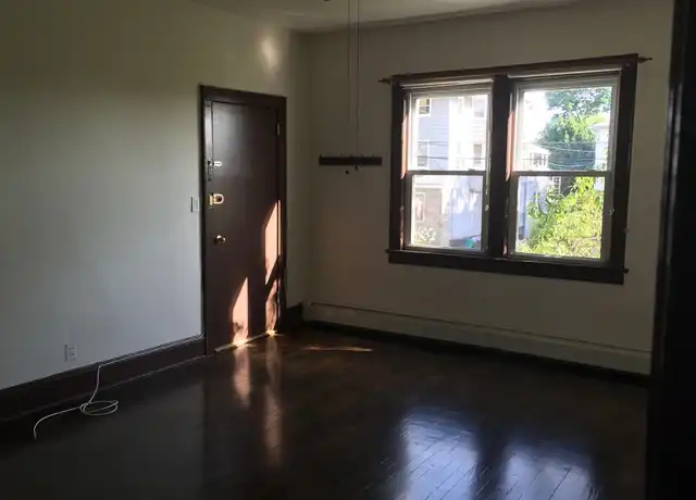Property at 86 Edgewood Ave Unit 1E, Yonkers, NY, 10704, 2 beds, 1 bath, [object Object]